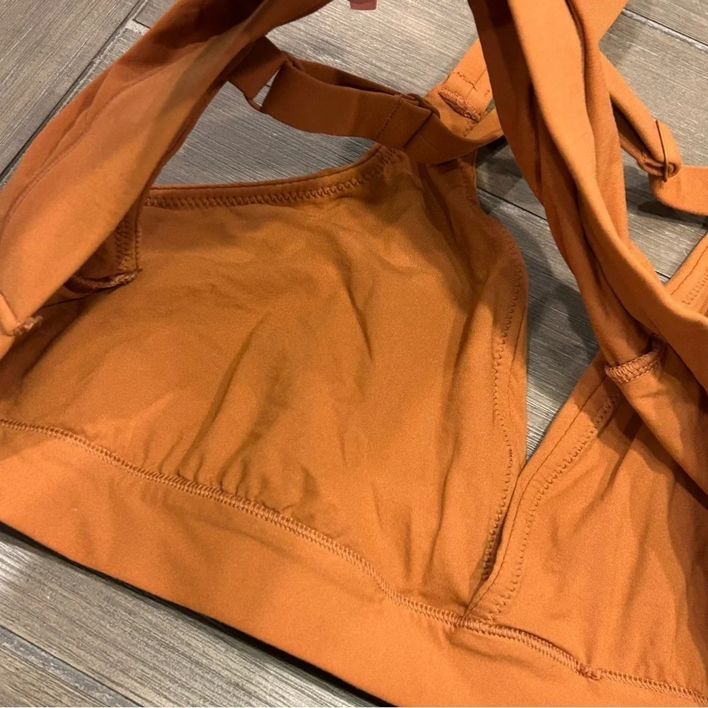 SKIMS Wear Everywhere Crossover Bralette - Picture 8 of 8